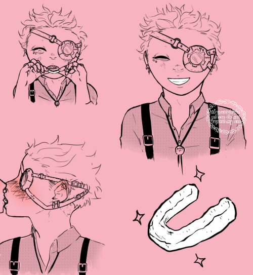 Doodled sequence of pictures of Takeuchi, one where he puts a mouth guard over his teeth, second of him where he's grinning, showing off his covered teeth. Third is Takeuchi about to kiss someone off frame. There is also a doodle of a mouth guard surrounded by sparkles. Now you too can safely kiss Takeuchi with his sharp teeth.